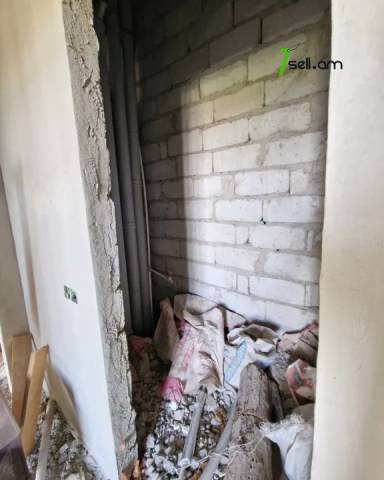 3 սենյականոց բնակարան նորակառույց շենքում, Դավթաշենի 3-րդ զանգված, 75 ք.մ., 2 սանհանգույց