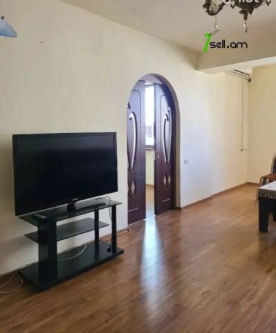 4 սենյականոց բնակարան Դավթաշենում, 107 քմ, 8/16 հարկ, 2 սանհանգույց, կապիտալ վերանորոգված