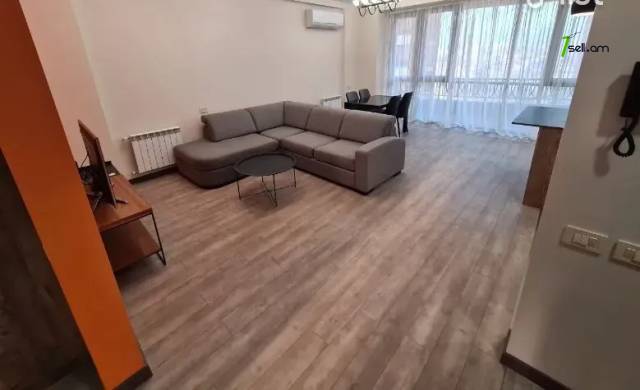 3 սենյականոց բնակարան նորակառույց շենքում Սասնա Ծռերի փողոցում, 95 ք.մ., 2 սանհանգույց