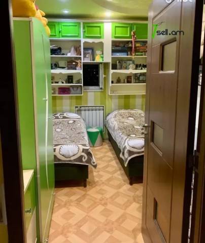 3 սենյականոց բնակարան Բաշինջաղյան փողոցում, 67 ք.մ., կապիտալ վերանորոգված