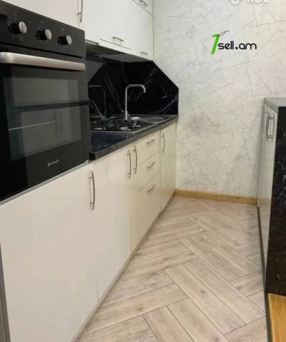 3 սենյականոց բնակարան Վարդանանց փողոցում, 68 քմ, 4/10 հարկ, կապիտալ վերանորոգված