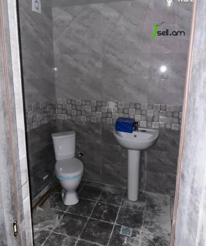 2 սենյականոց բնակարան նորակառույց շենքում Ադոնցի փողոցում, 55 ք.մ., 8/14 հարկ, բարձր առաստաղներ