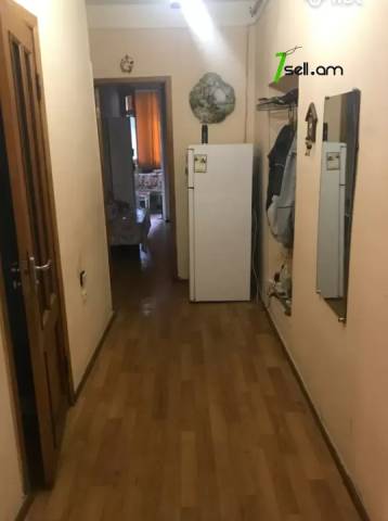 2 սենյականոց բնակարան Մամիկոնյանց փողոցում, 68 ք.մ., մի քանի պատշգամբ, 2/5 հարկ