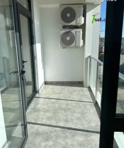 4 սենյականոց բնակարան նորակառույց շենքում Կարապետ Ուլնեցու փողոցում, 133 ք.մ., 9/16 հարկ