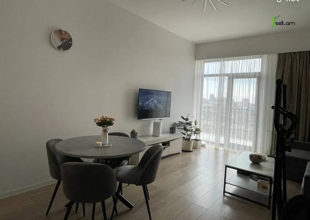 2 սենյականոց բնակարան նորակառույց շենքում Անաստաս Միկոյանի փողոցում, 64 ք.մ., բարձր առաստաղներ