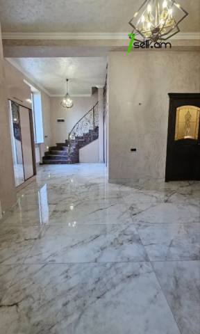 Երկու հարկանի քարե տուն Կուրղինյան փողոցում Մալաթիա Սեբաստիայում, 760 ք.մ., 3+ սանհանգույց