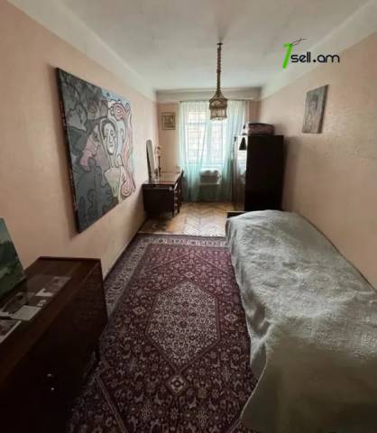 3 սենյականոց բնակարան Կոմիտասի պողոտայում, 80 քմ, 2/5 հարկ, 2 սանհանգույց, բարձր առաստաղներ