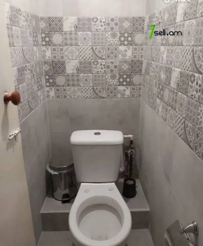 4 սենյականոց բնակարան Ռոստովյան փողոցում, 70 ք.մ., կոսմետիկ վերանորոգում