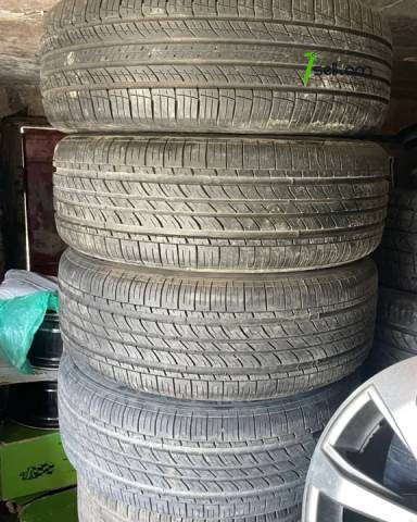 GGG. Micheline 235/65/r17.4hat 99%