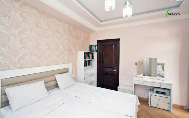 4 սենյականոց բնակարան նորակառույց շենքում Կիևյան փողոցում, 140 ք.մ., 3+ սանհանգույց