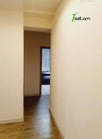 4 սենյականոց բնակարան նորակառույց շենքում, Ծիծեռնակաբերդի խճուղի, 105 ք.մ., 2 սանհանգույց