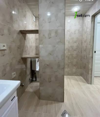 2 սենյականոց բնակարան Վիկտոր Համբարձումյան փողոցում, 49 քմ, 4/10 հարկ, եվրովերանորոգված