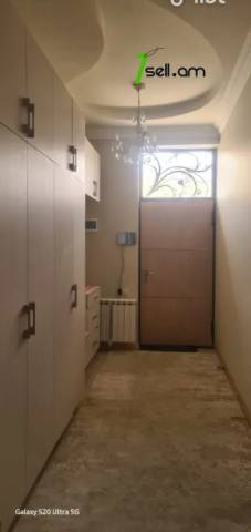 Երկու հարկանի տուն Պետրոս Դուրյանի փողոցում Ավանում, 330 քմ, 2 սանհանգույց, կապիտալ վերանորոգված