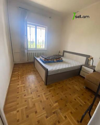 Երկու հարկանի քարե տուն, Armen Tigranyan street Արաբկիրում, 550 ք.մ., 3+ սանհանգույց