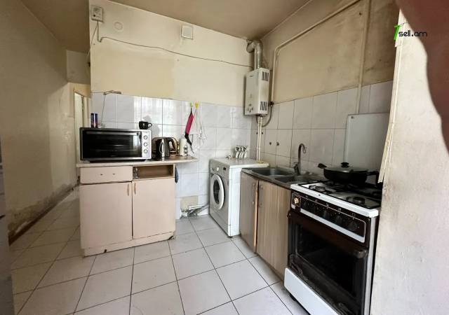 2 սենյականոց բնակարան Արշակունյաց պողոտայում, 56 քմ, 1/5 հարկ, քարե շենք