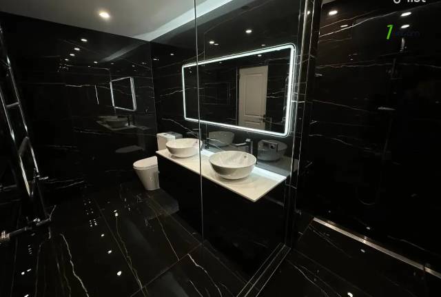 4 սենյականոց բնակարան նորակառույց շենքում, Ներսիսյան փողոցի փակուղի, 200 քմ, նախավերջին հարկ