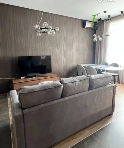 2 սենյականոց բնակարան Կոմիտասի պողոտայում, 40 ք.մ., բարձր առաստաղներ, դիզայներական ոճով վերանորոգված