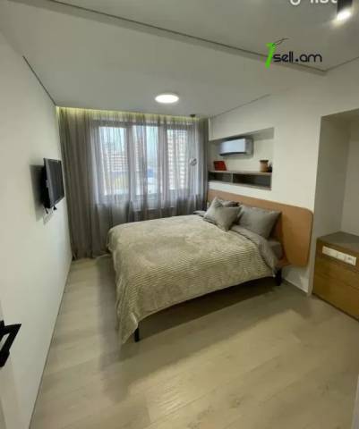 2 սենյականոց բնակարան Եզնիկ Կողբացու փողոցում, 43 քմ, դիզայներական ոճով վերանորոգված