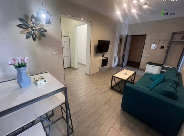 3 սենյականոց բնակարան նորակառույց շենքում Եկմալյան փողոցում, 55 քմ, 8/11 հարկ, բարձր առաստաղներ