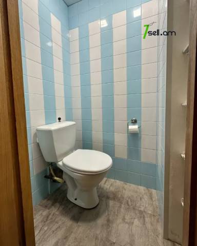 2 սենյականոց բնակարան Երվանդ Քոչարի փողոցում, 67 ք.մ., 2/14 հարկ, կապիտալ վերանորոգված