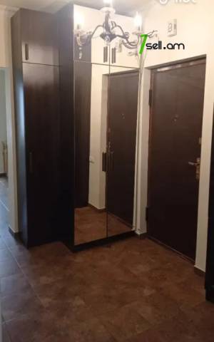 3 սենյականոց բնակարան Նազարեթ Սուրենյան փողոցում, 78 ք.մ., նախավերջին հարկ, եվրովերանորոգված