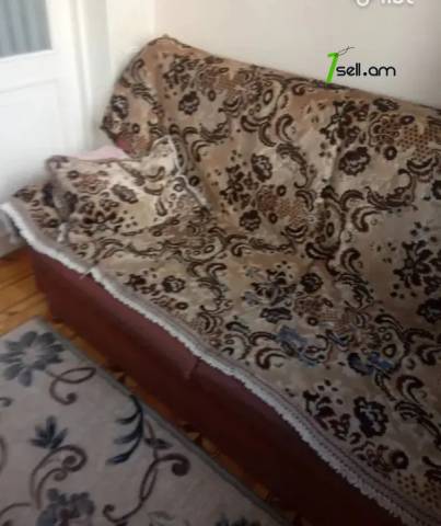 2 սենյականոց բնակարան Մոլդովական փողոցում, 77 քմ, նախավերջին հարկ, քարե շենք