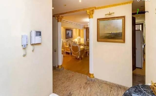 4 սենյականոց բնակարան Մոսկովյան փողոցում, 150 ք.մ., 2/8 հարկ, 2 սանհանգույց, եվրովերանորոգված