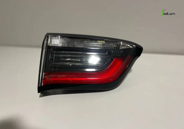 Jeep Copass հետևի ձախ փոքր լուսարձակ