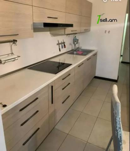 4 սենյականոց բնակարան, Դավթաշեն 4-րդ թաղամաս, 91 ք.մ., 3/9 հարկ, եվրովերանորոգված