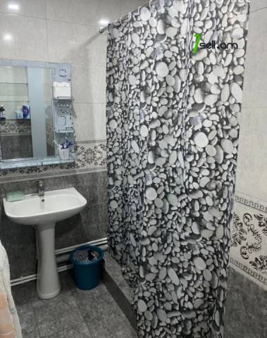 4 սենյականոց բնակարան Դանիել Վարուժանի փողոցում, 100 ք.մ., մասնակի վերանորոգում