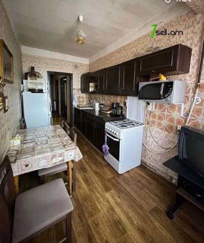 3 սենյականոց բնակարան Գյուլբենկյան փողոցում, 81 ք.մ., 4/14 հարկ, կոսմետիկ վերանորոգում