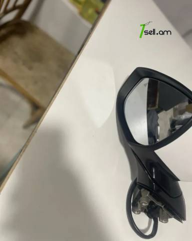 Mazda 3 կողային հաելի (2019-2023)