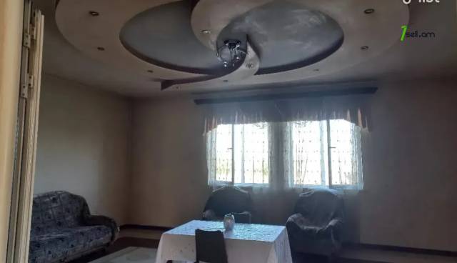 Երկու հարկանի քարե տուն Շոպրոնի փողոցում Նոր Նորքում, 200 քմ, մեծ հողամաս, կոսմետիկ վերանորոգում