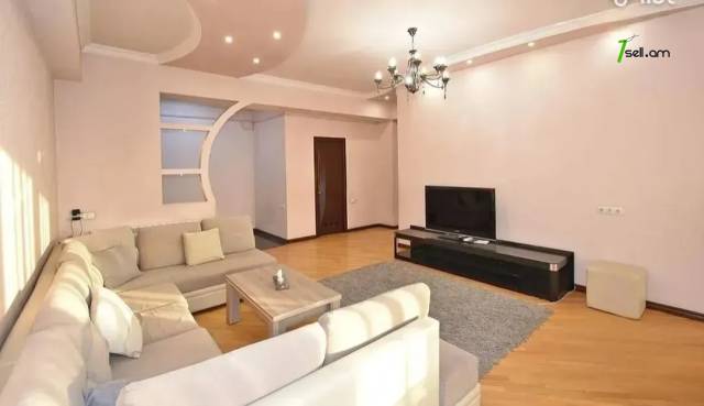 4 սենյականոց բնակարան նորակառույց շենքում Գյուլբենկյան փողոցում, 120 ք.մ., 2 սանհանգույց